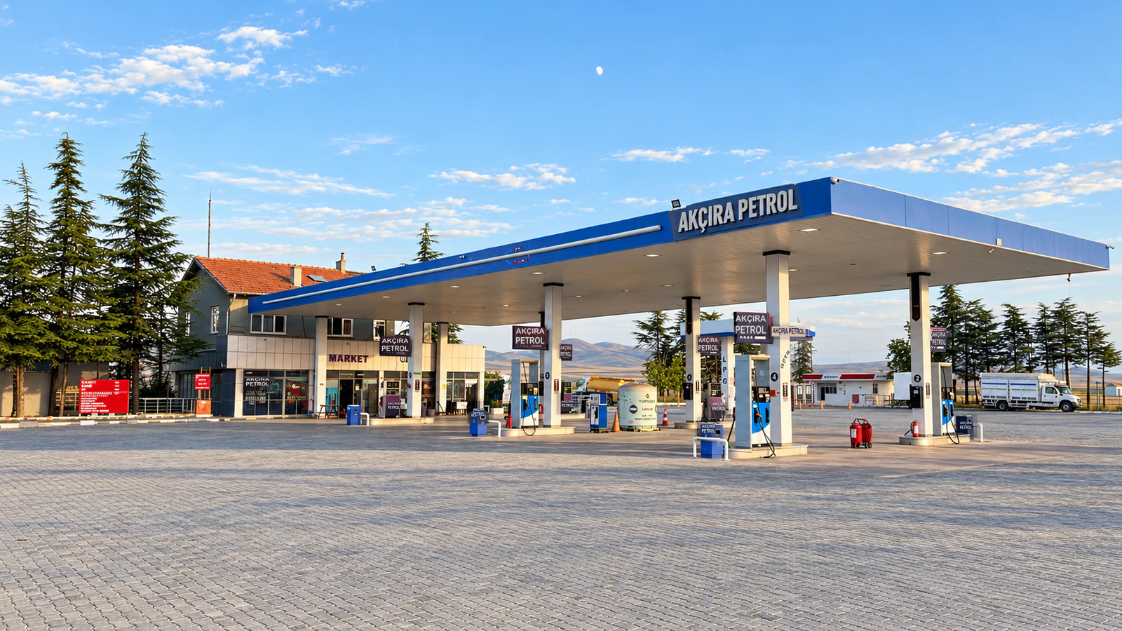 AKÇIRA PETROL istasyonunun genel görünümü